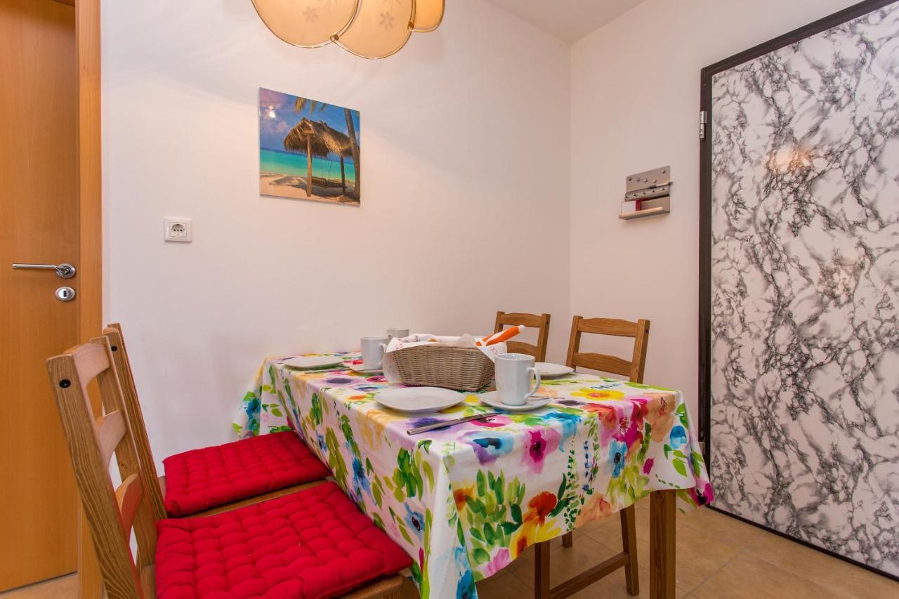 Apartment Mia & Lea Klimno Exteriér fotografie